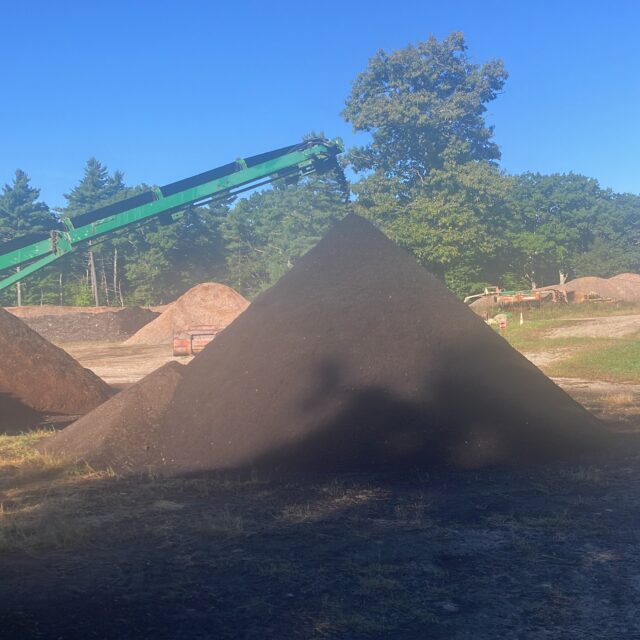 Getting to be fall compost time! The perfect time to get those projects done now that it’s not so hot out. We’re open Tuesday and Thursday mornings until it snows. Delivery available Wednesday, Thursday or Friday